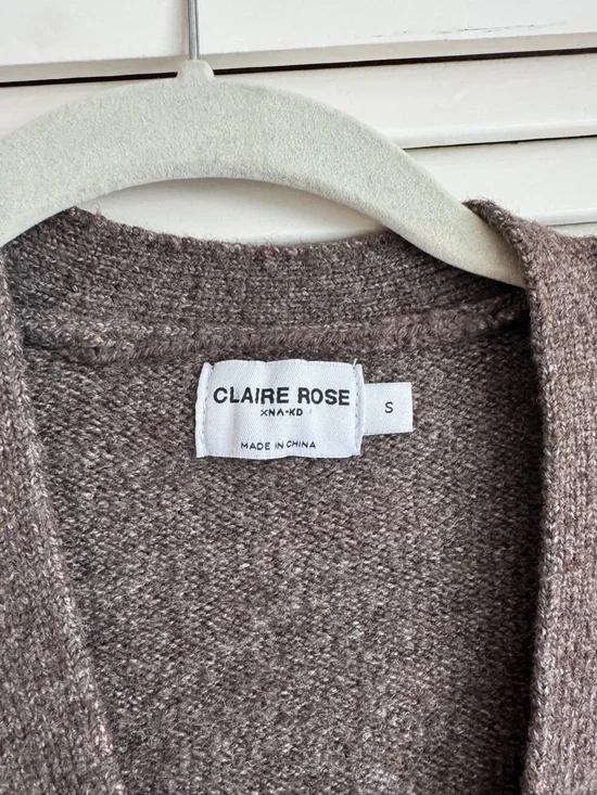 Cozy V-Neck Button Cardigan - Brown - Picture 4 of 5